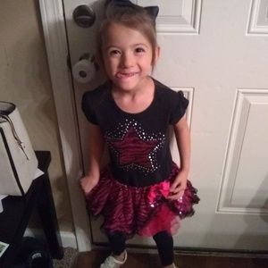 Meet your Posher, Crystal